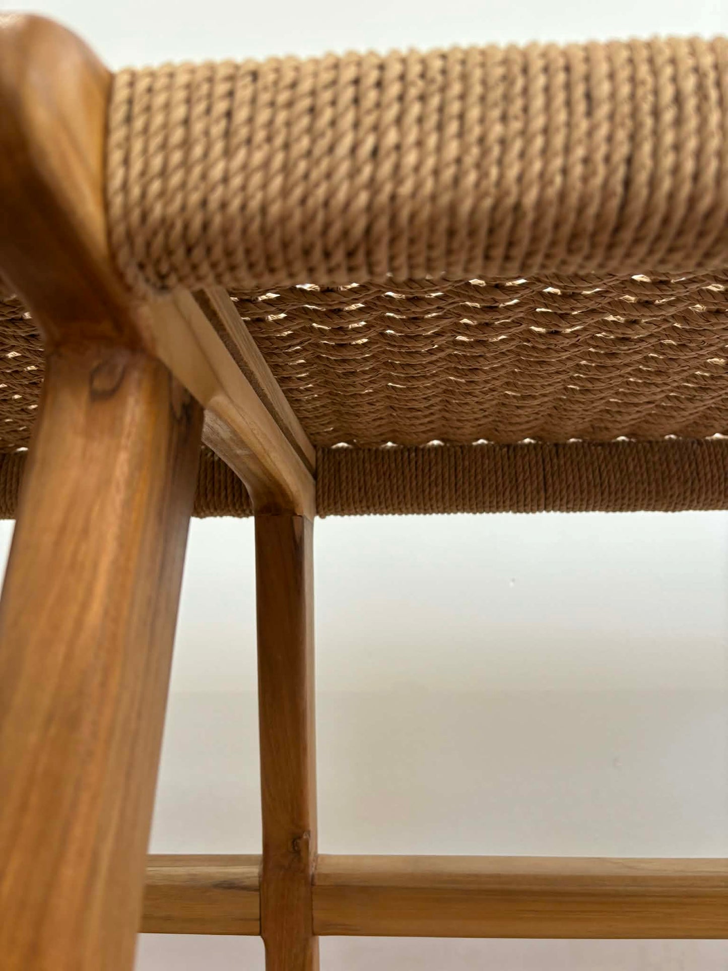 Tiptur Bench