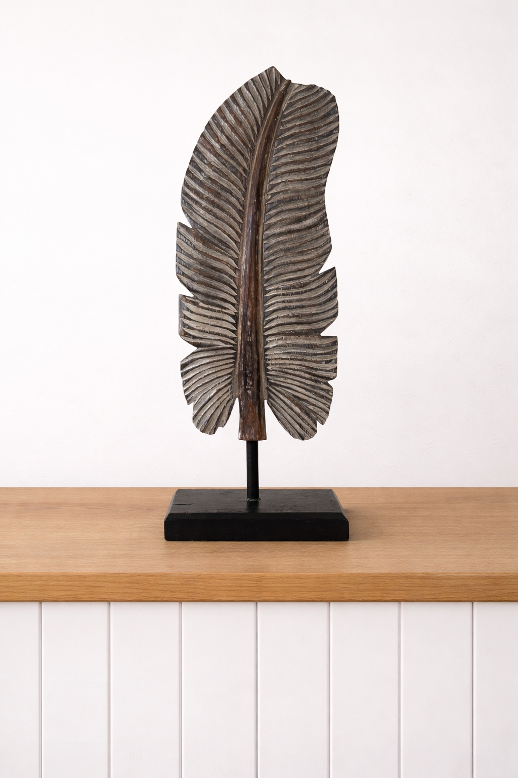 Banana Leaf Wooden Sculpture